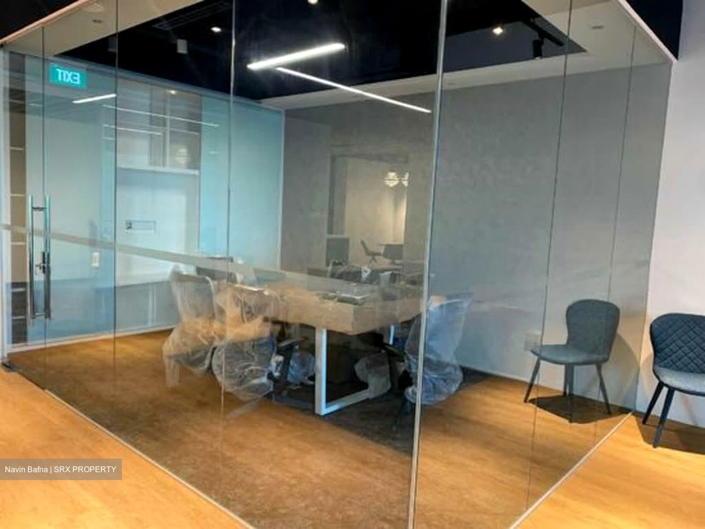 PLUS (D1), Office #533680561